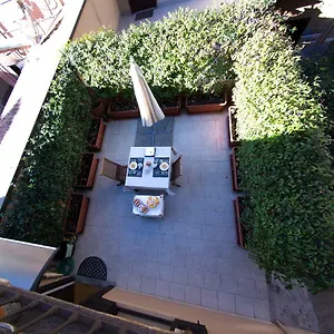  Appartement Terrazza Baires - In The Heart Of Italie